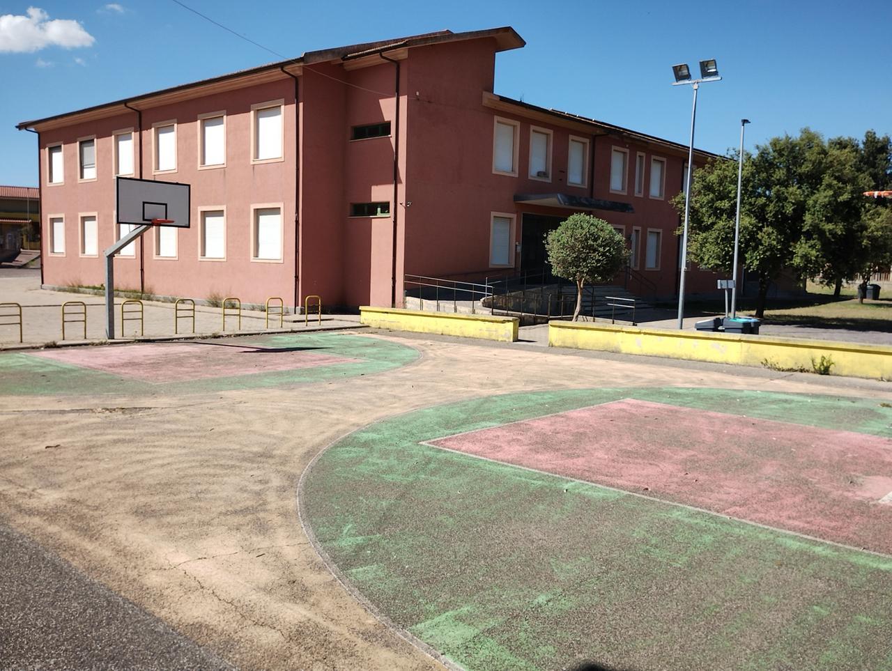 
	La scuola media di Sedilo

