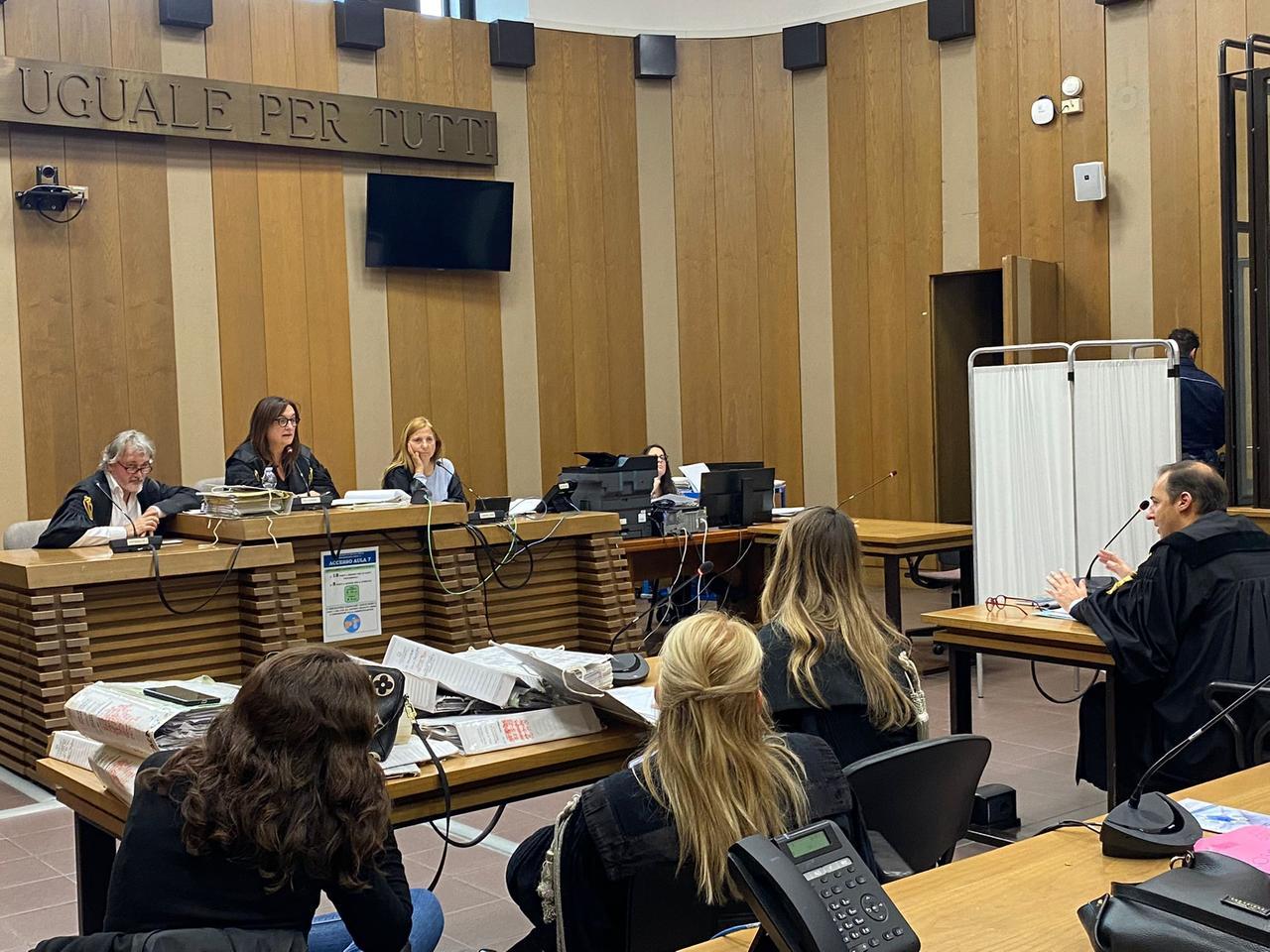 Un’altra donna accusa il kinesiologo. «Dopo avermi toccato mi disse: avrai capito che mi piaci»