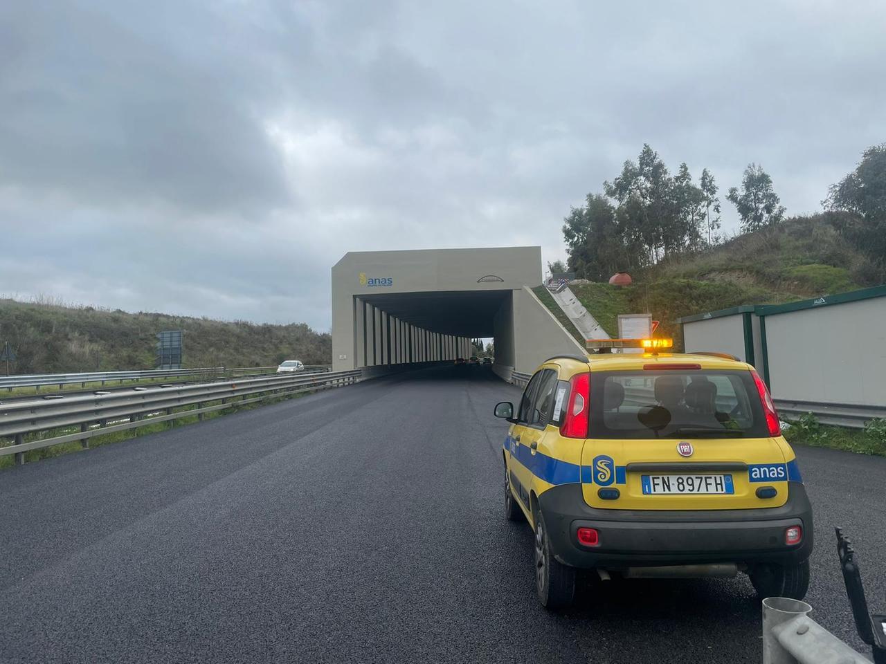 Statale 131, concluso il cantiere sulla galleria di Bonnanaro: traffico torna a due corsie