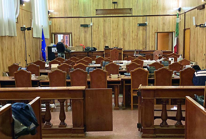 Ferrara, assolto dall’accusa di stupro ai danni di una donna transessuale