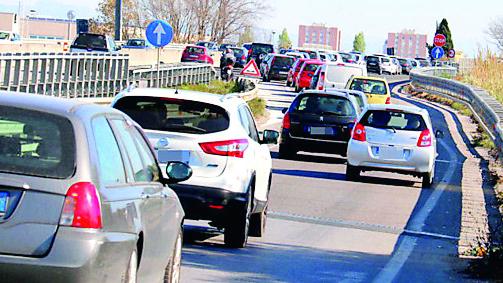 Traffico lungo la Fi-Pi-Li (foto d'archivio)