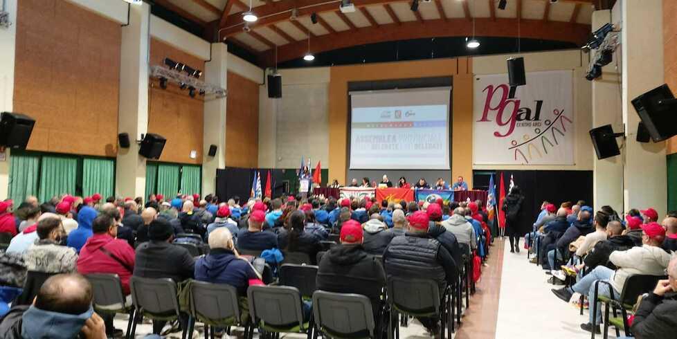 Fiom, Fim e Uilm alzano la voce a Reggio Emilia: «Rinnovo del contratto o sciopero»