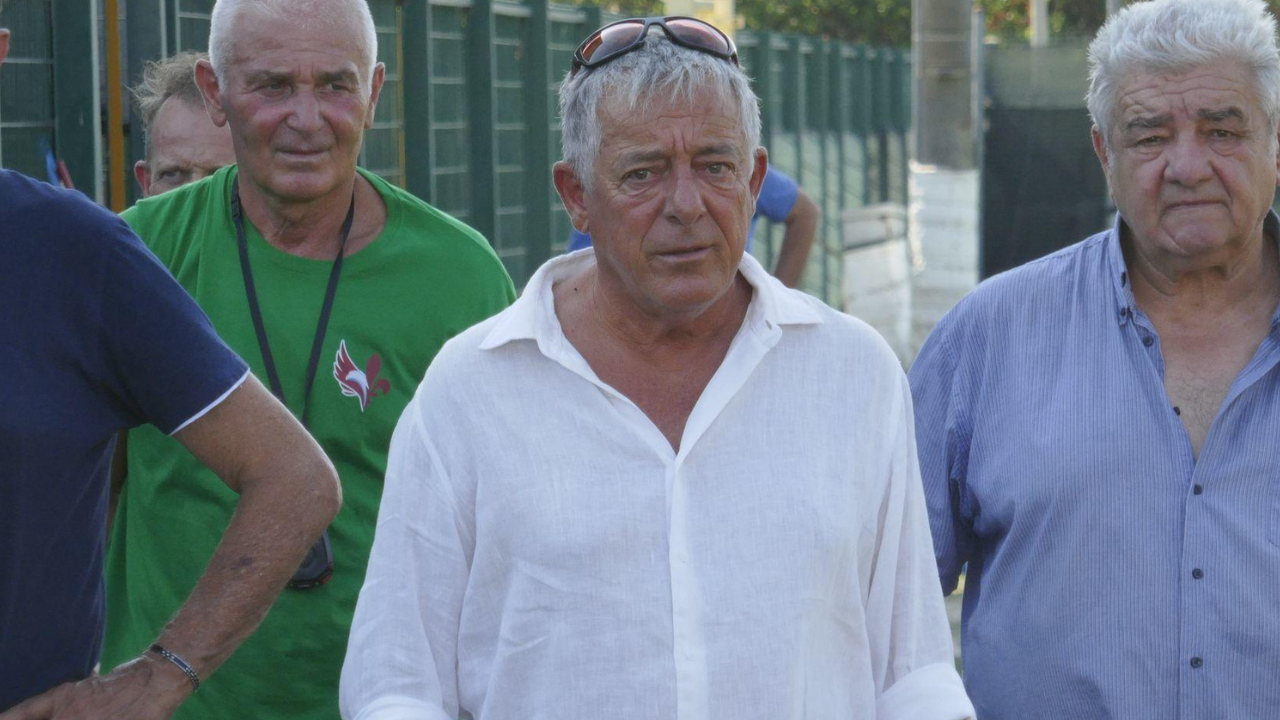 Al centro Carmine Valentini presidente della Zenith