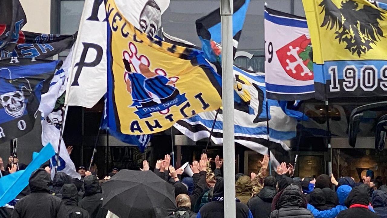 Carrarese-Pisa, niente trasferta per gli ultras nerazzurri: i motivi