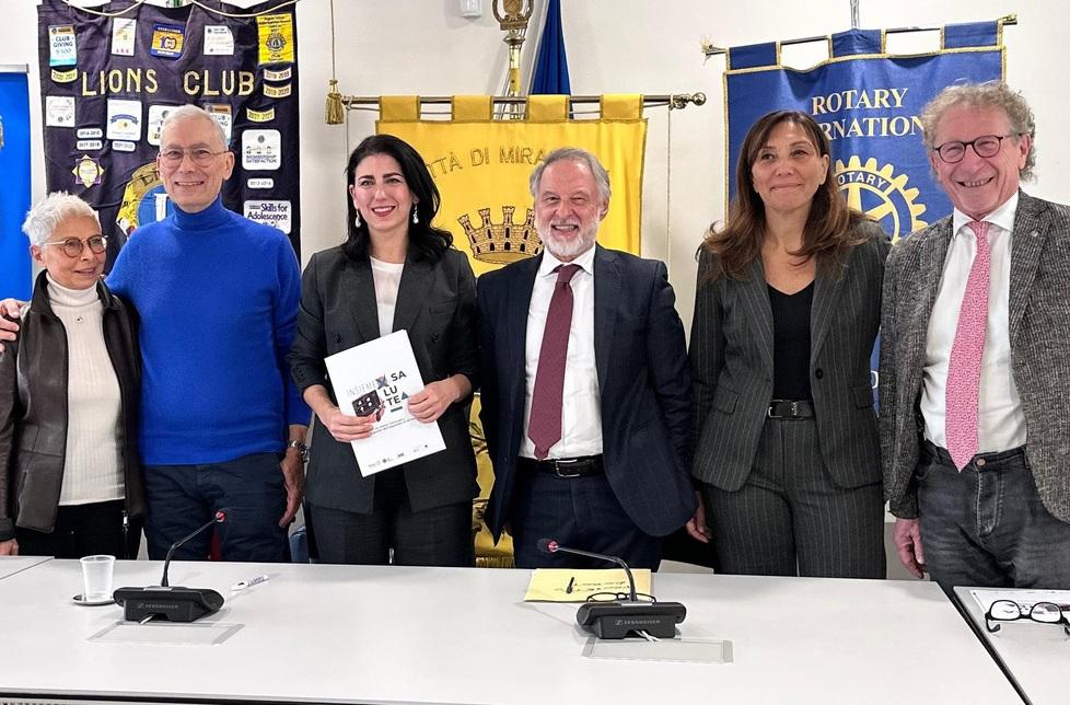 Mirandola, via alla raccolta fondi per acquistare un robot chirurgico all'ospedale
