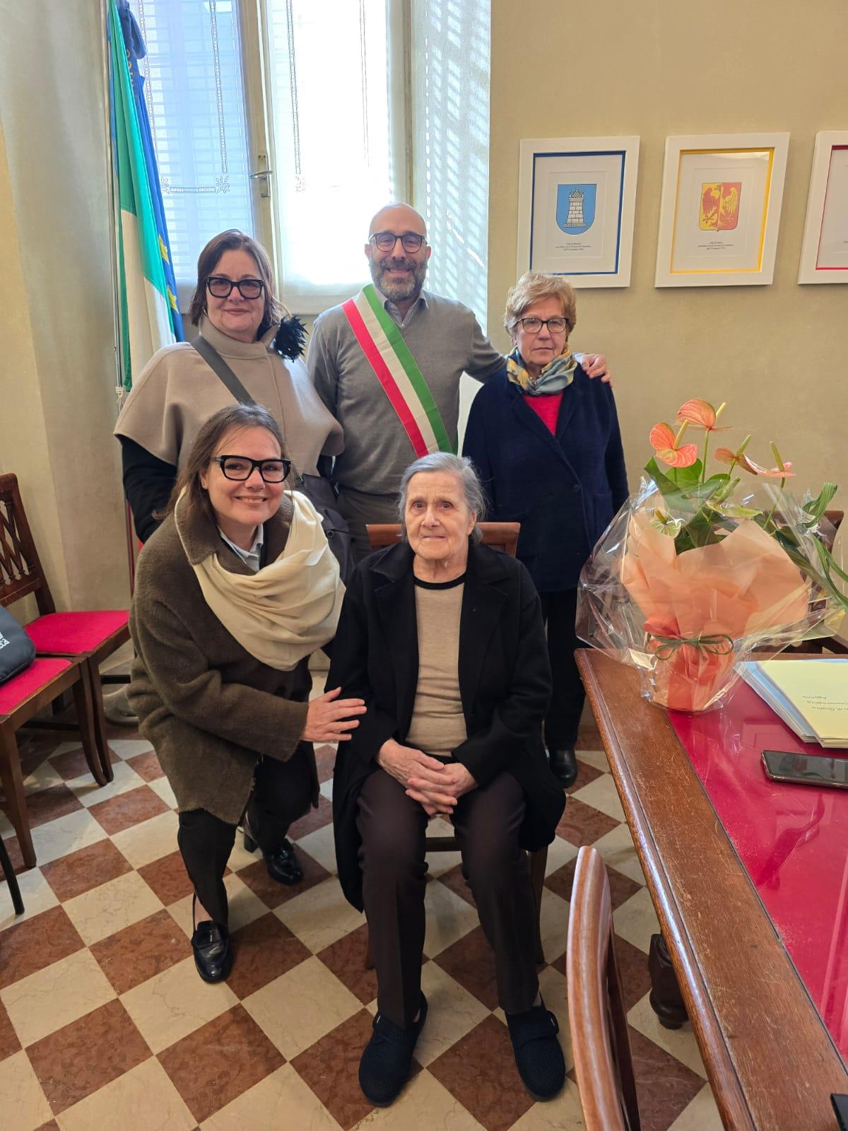 Il Comune di Scandiano festeggia la centenaria Bianca Silvestri