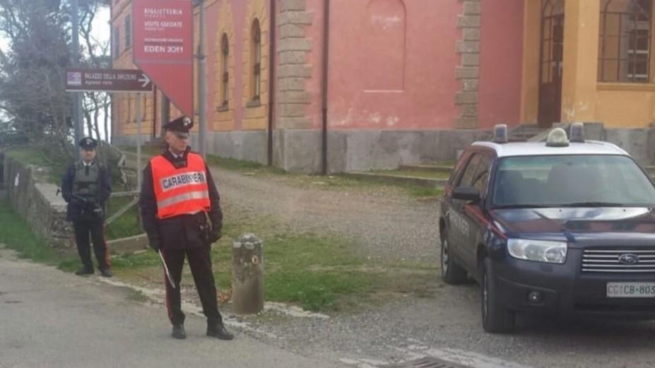 Sorpresi in auto con un fucile rubato 30 anni fa