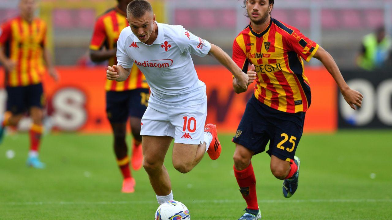 Albert Gudmundsson nell’ultima apparizione in viola a Lecce