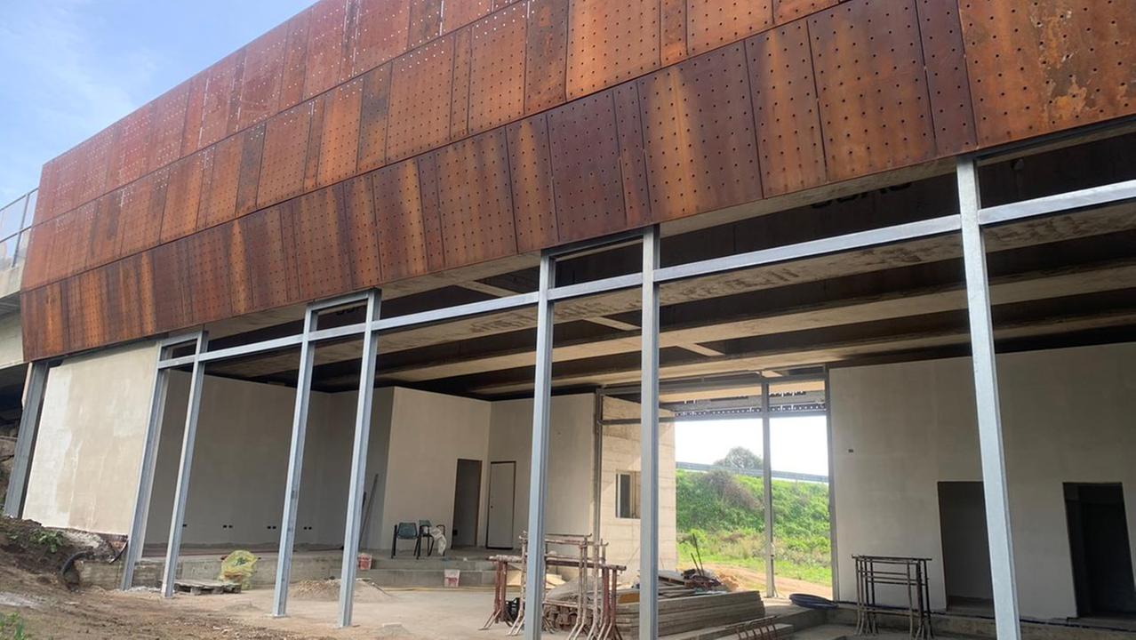 Olbia, riprendono i lavori per la valorizzazione del nuraghe sotto il cavalcavia