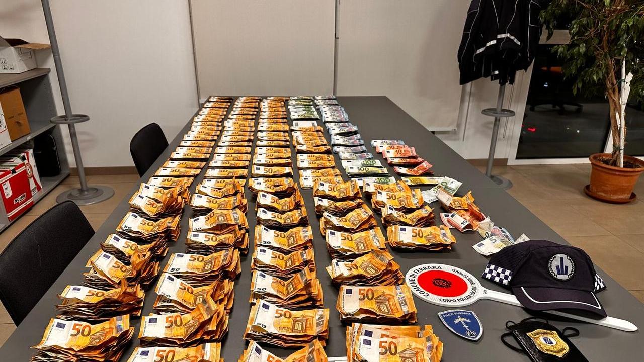 Ferrara, sorpreso con 63mila euro in contanti: denunciato spacciatore