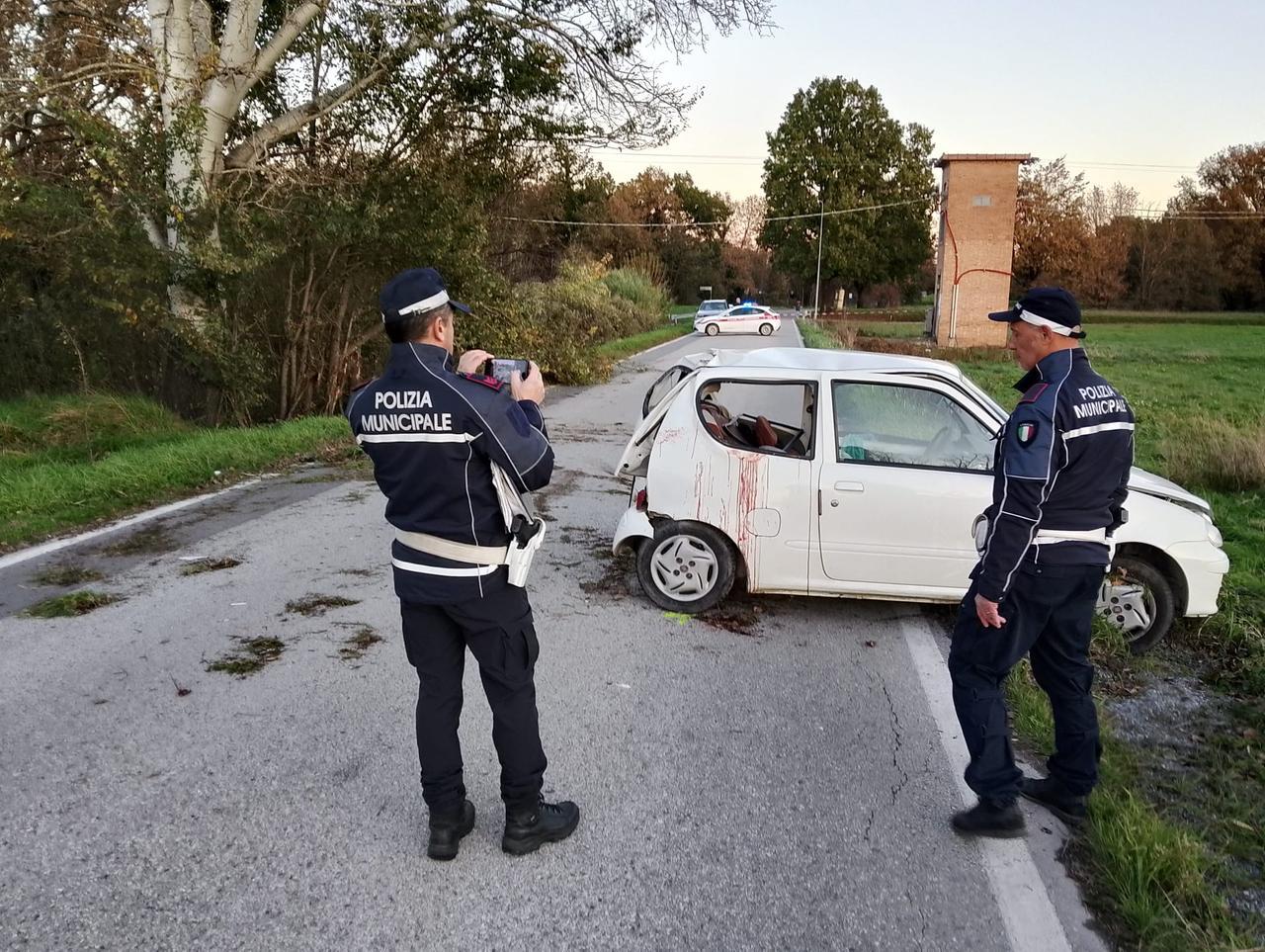 
	I rilievi della polizia municipale (foto Tirreno)

