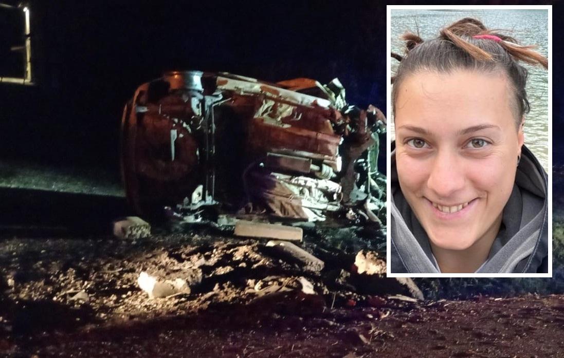 
	L'auto carbonizzata dopo l'incidente e, nel riquadro, Caterina Lugli

