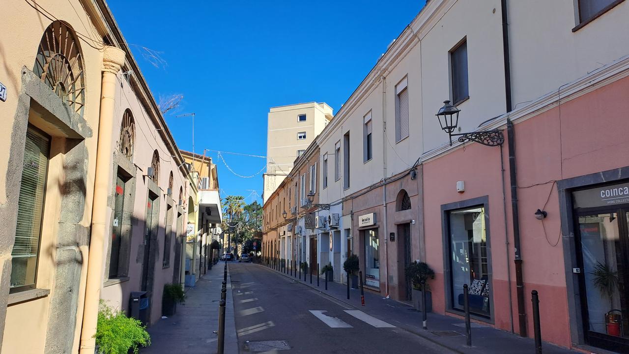 Scazzottata fra ragazzi in centro: due al pronto soccorso