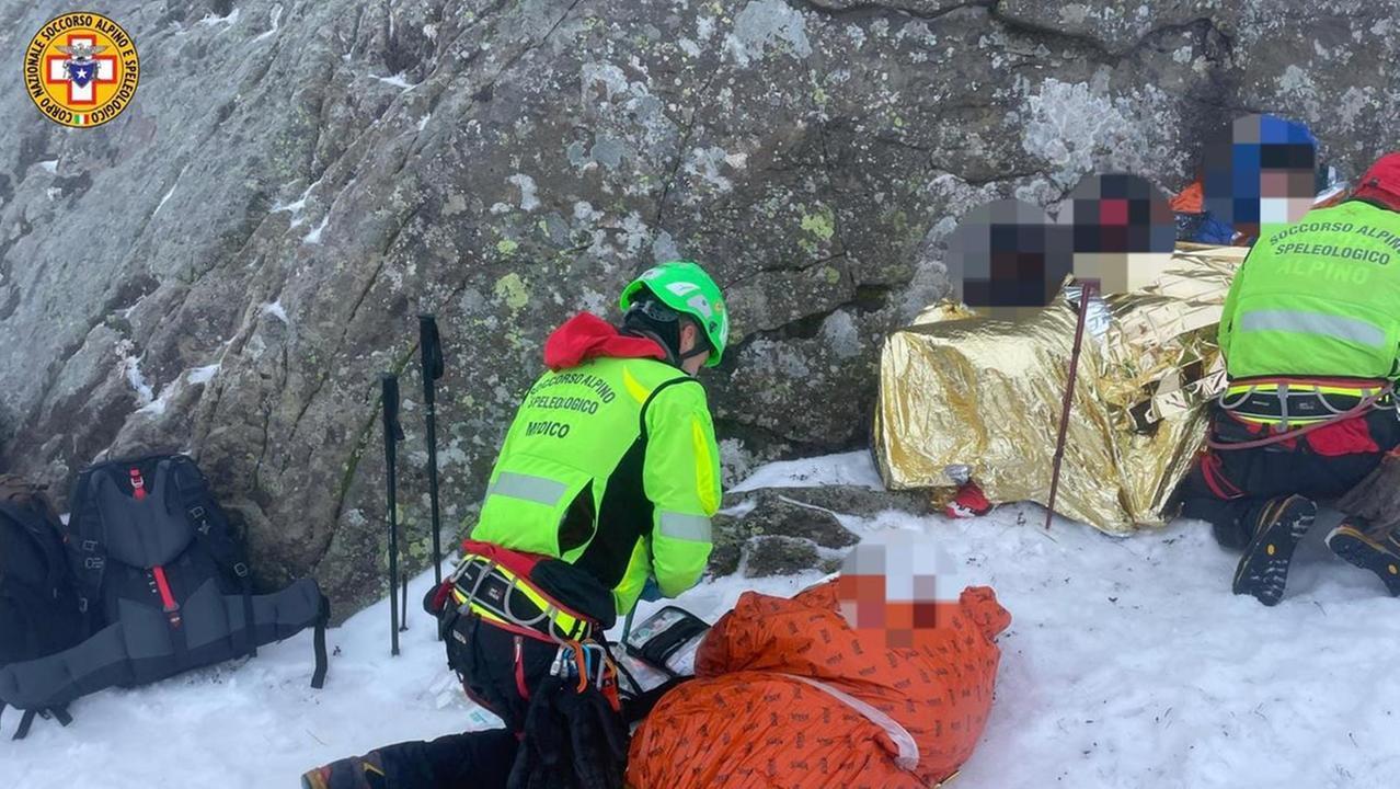 Intrappolati sul monte Cusna: quattro giovani salvati