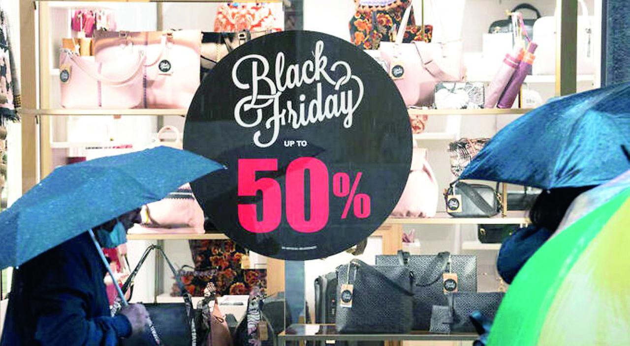 Black Friday in Sardegna, ecco come si può risparmiare su viaggi, voli e case vacanza