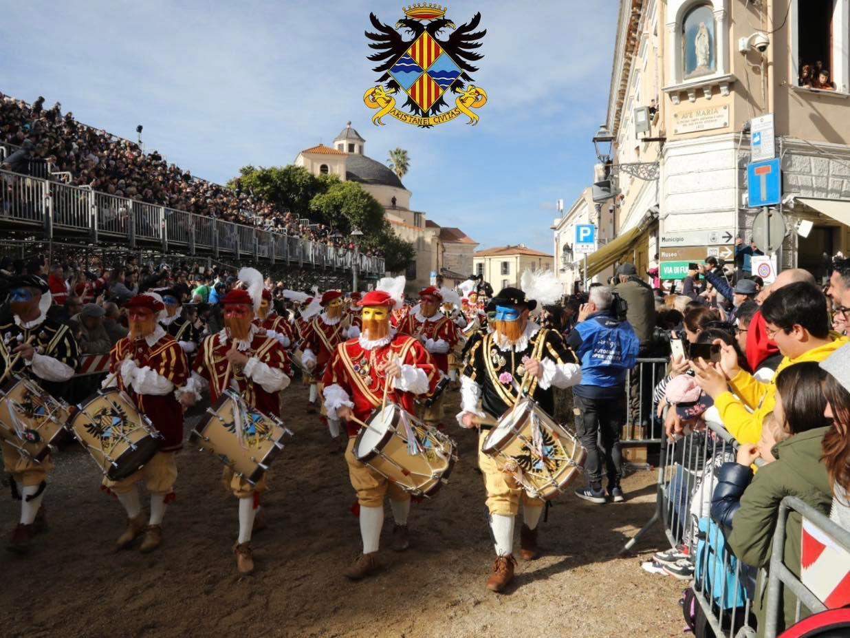 Venti anni di suoni e musiche accompagnando la Sartiglia
