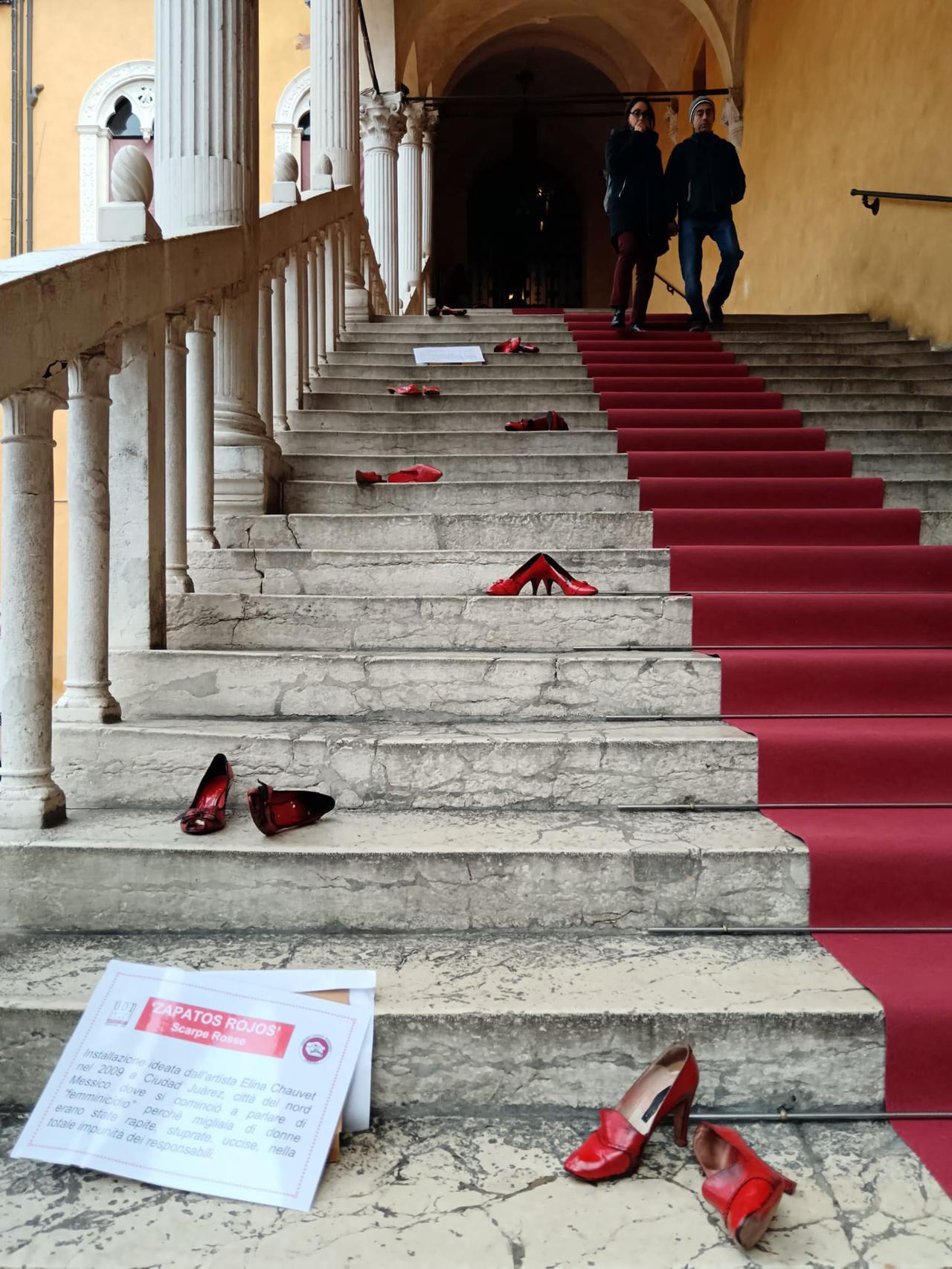 Ferrara, violenza sulle donne ma taglio drastico ai fondi per gli uomini da rieducare