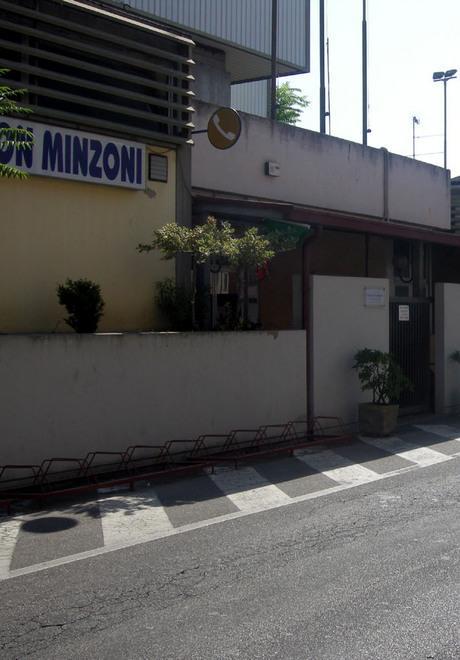 In casa aveva involucri di hashish e un bilancino