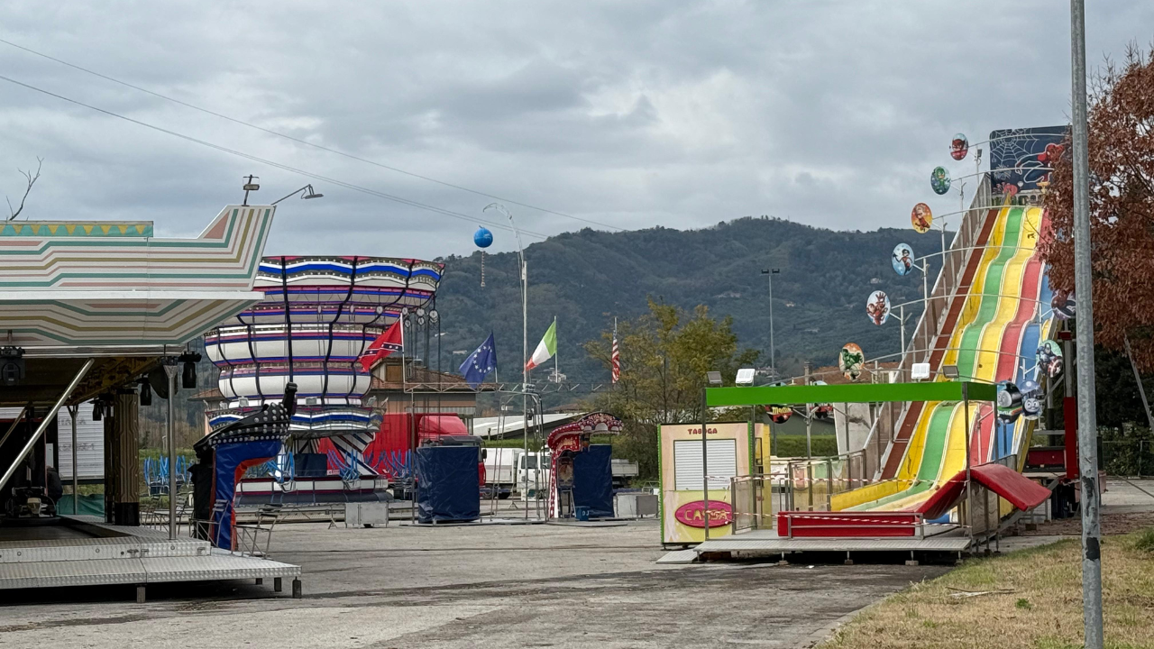 Il Luna Park di Montecatini in zona stadio (foto Nucci)
