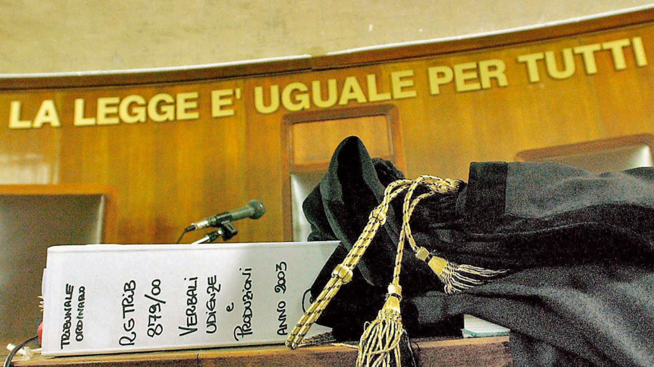 Un'aula di tribunale (foto d'archivio)