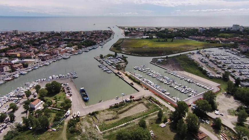 Lido Estensi, truffa da 100mila euro per il porto turistico. La procura: «Condannateli»