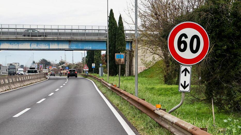 Il tratto e il cartello (foto Nucci)