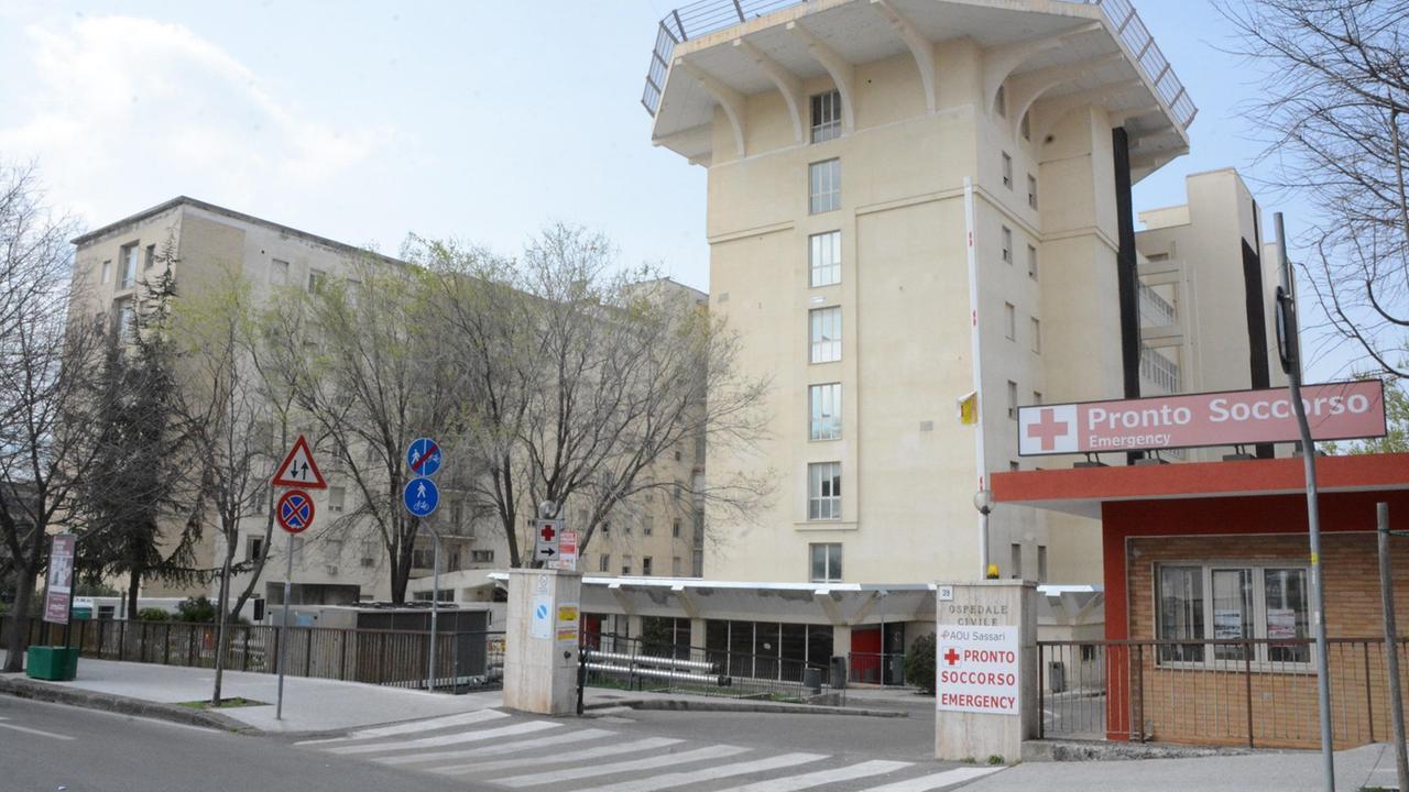 Allevatore schiacciato da una mucca nella sua azienda agricola