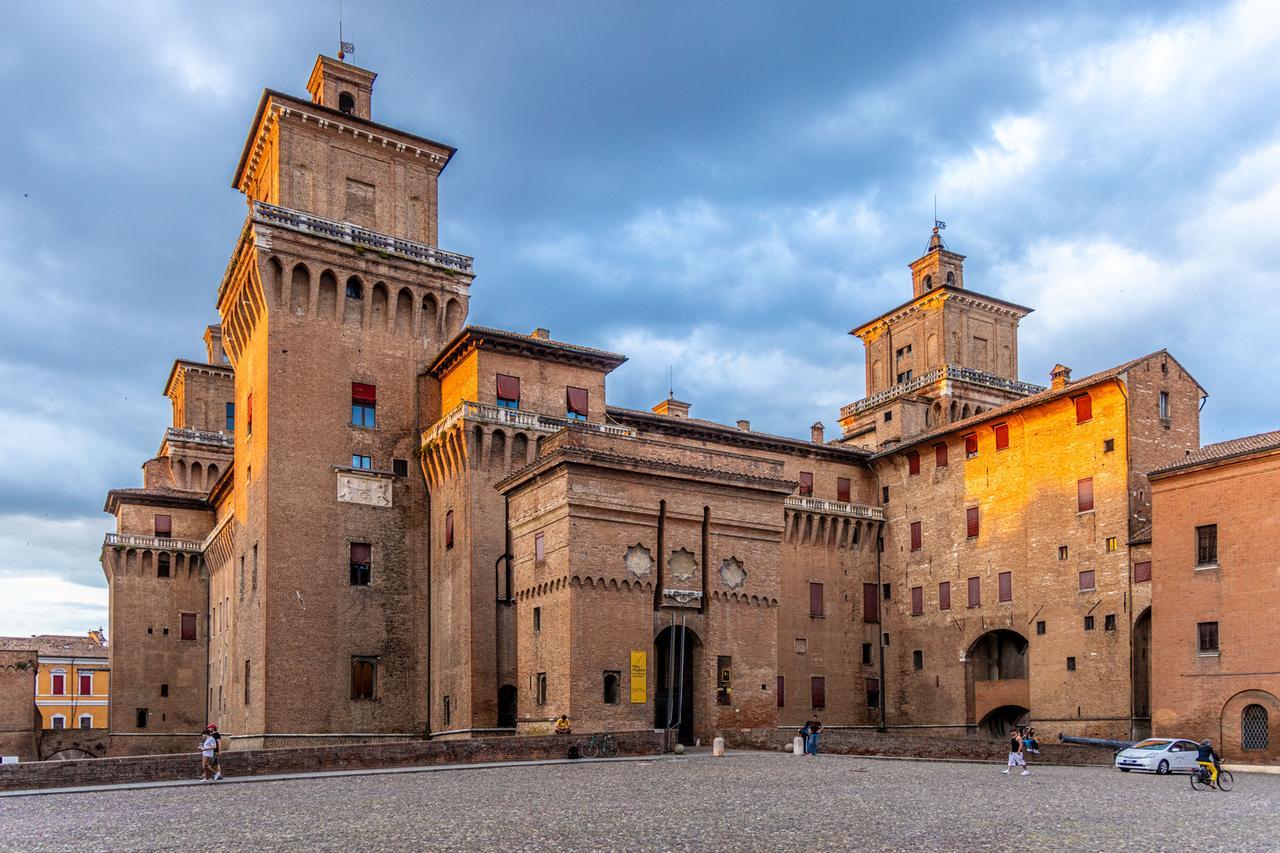 Il Castello di Ferrara “chiude” il 9 giugno. L’appello: «No stop completo»