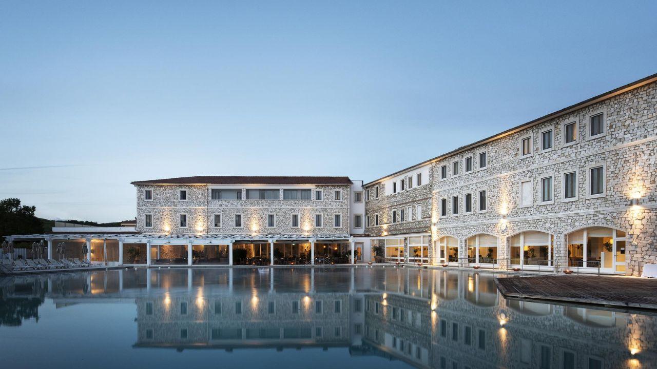Una veduta delle Terme di Saturnia