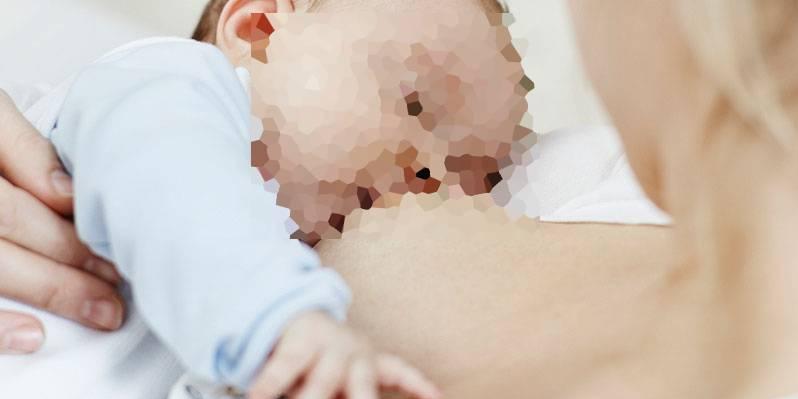 Modena, fuma crack e allatta la figlia. Ora la bambina ha gravi problemi di salute