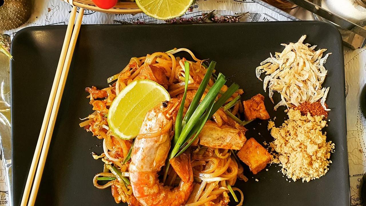 Il tipico piatto Phad Thai della tradizione Thailandese