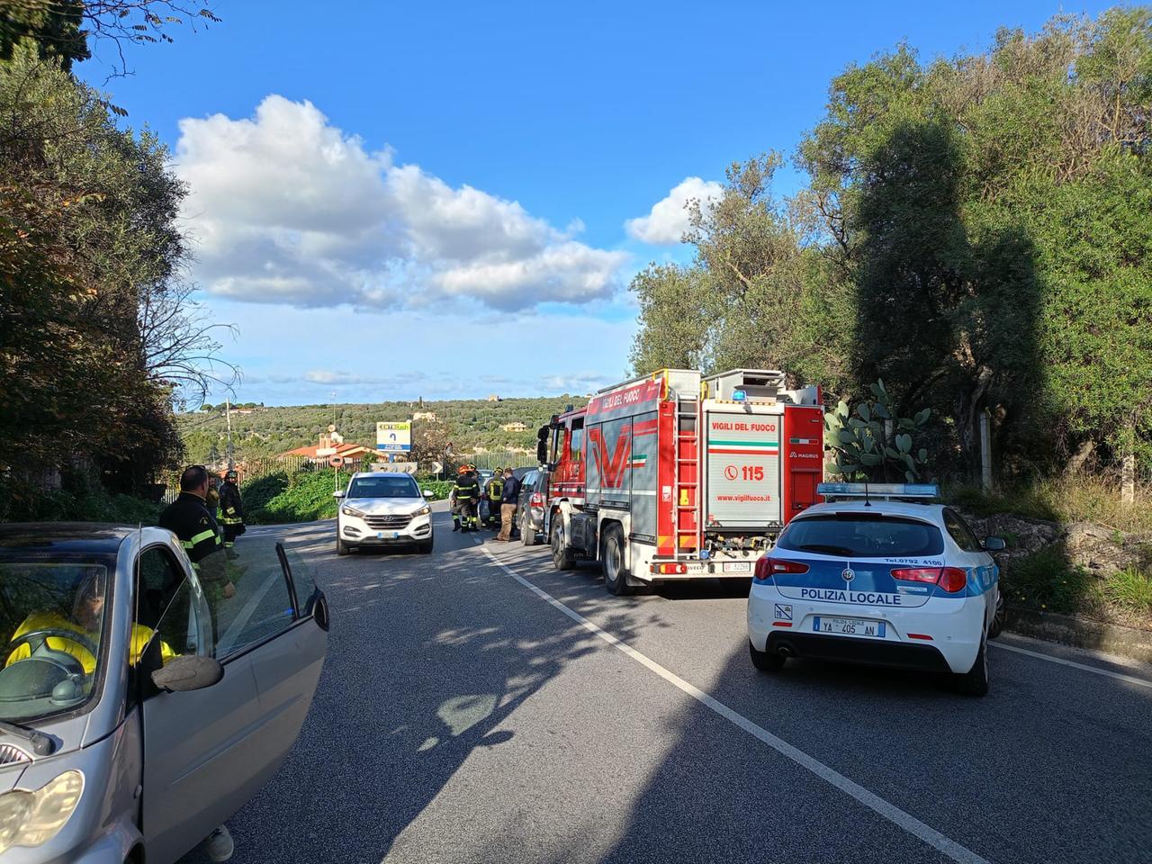 Tamponamento sulla statale 200: due feriti in codice rosso