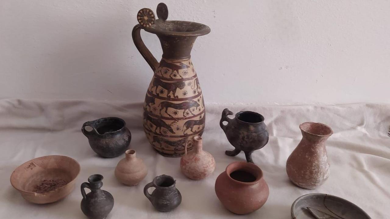 I reperti ritrovati (foto pagina social Nurnet - La rete dei nuraghi)