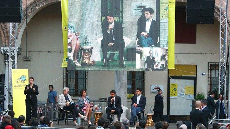M5S: contestazione sì, lanci no