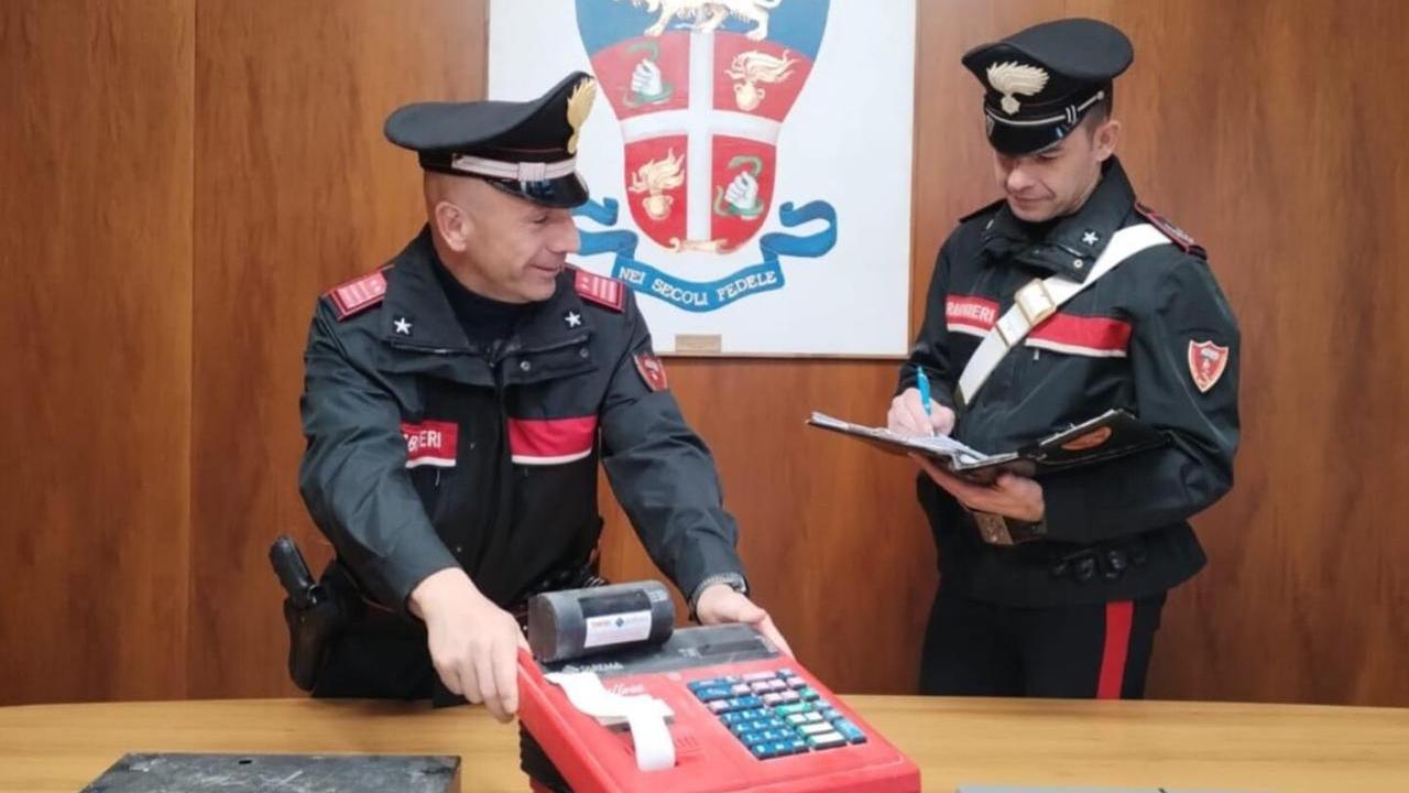 Sassari, furti e spaccate in centro: arrestati due uomini