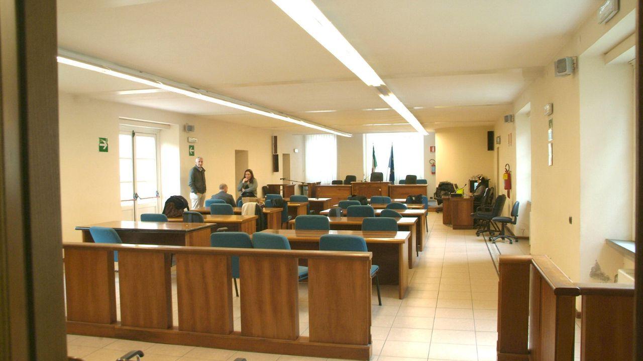 L’Aula 1 del dibattimento al tribunale Galli Tassi dove si è svolto il processo per maltrattamenti in famiglia