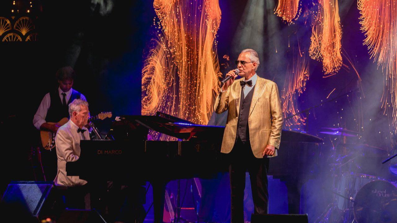 Il Maestro Andrea Bocelli lo scorso agosto all’ultima iniziativa di beneficenza per i 30 anni della sua attività