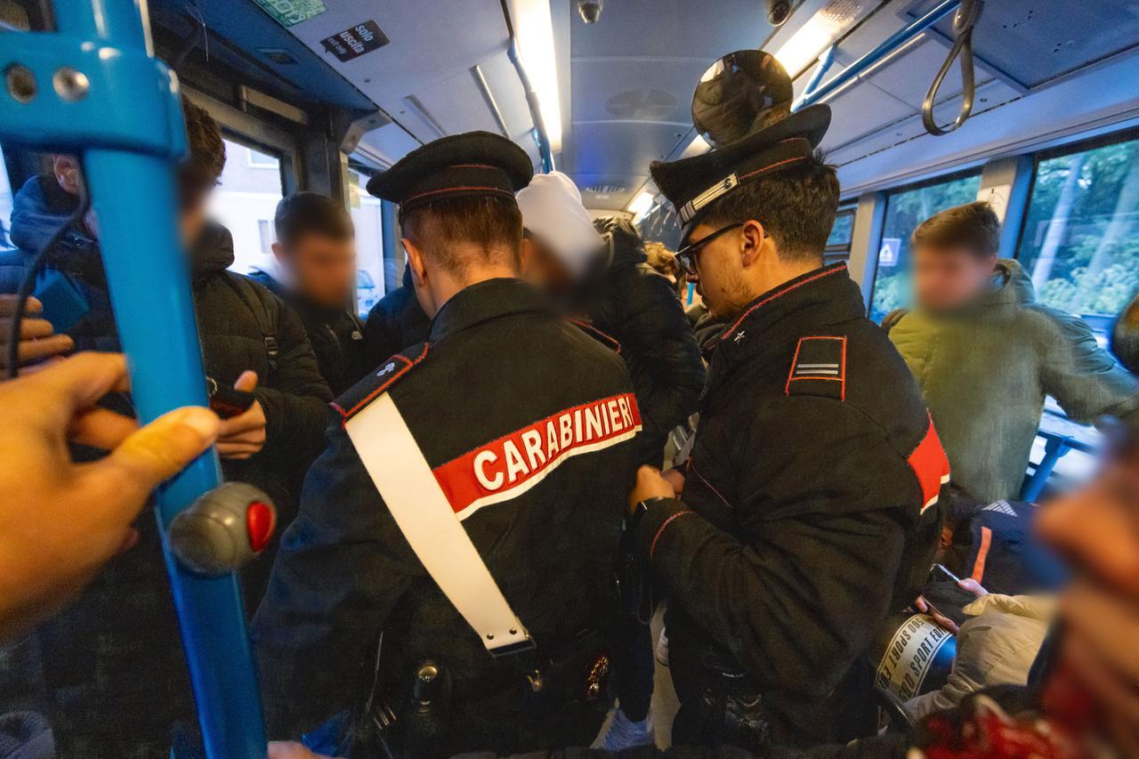 Ferrara, spaccio e violenza sugli autobus: «Se mi beccano sono rovinato»