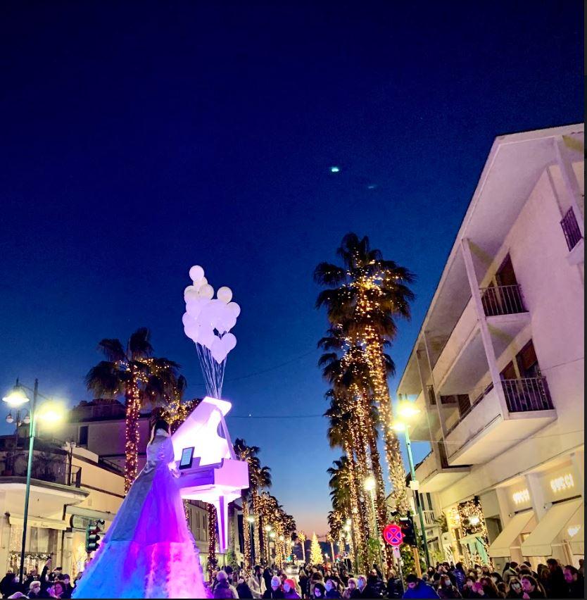 
	Le luci a Forte dei Marmi

