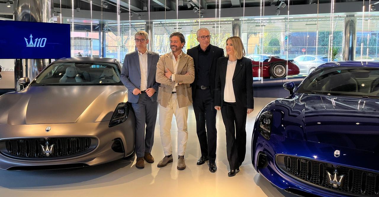 Maserati, festa per i 110 anni a Modena tra cena da Bottura e sfilata in centro