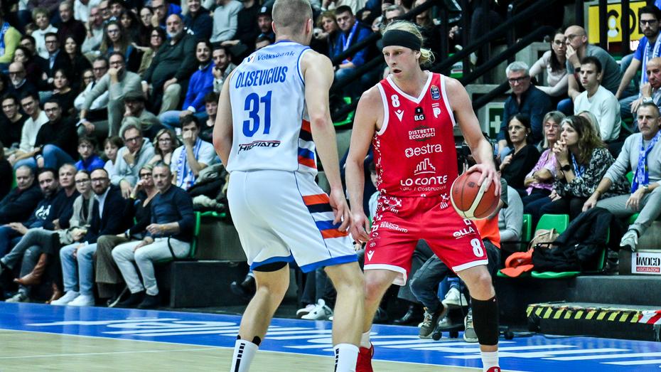 Basket, Pistoia butta via la vittoria: due minuti di buio e a Treviso finisce 91 a 88