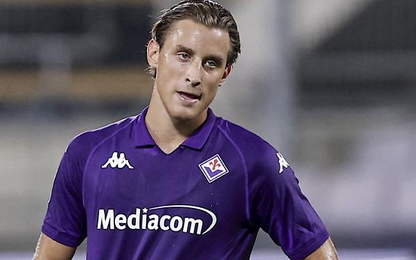 
	Il centrocampista della Fiorentina, Edoardo Bove


