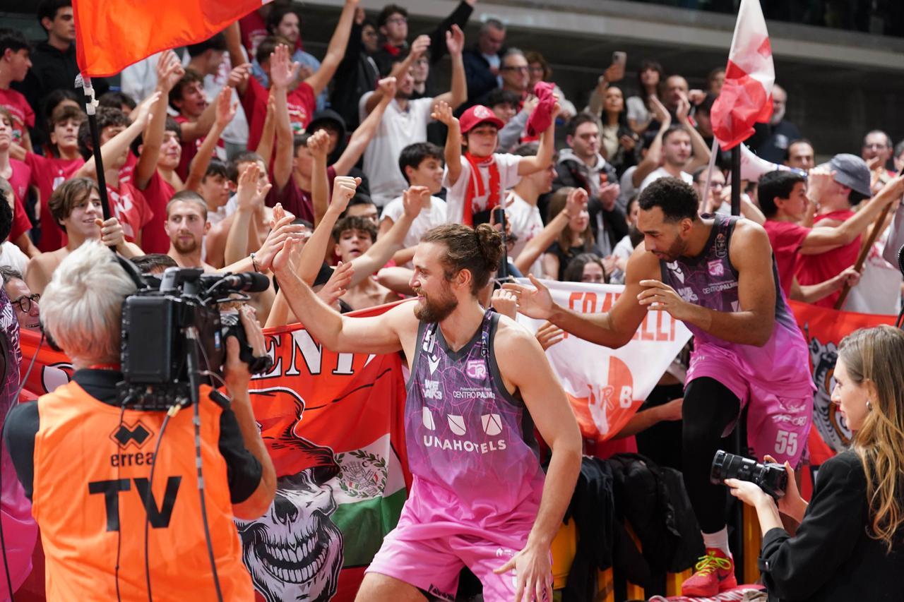 Reggio Emilia affonda Scafati e balza al quinto posto con Milano