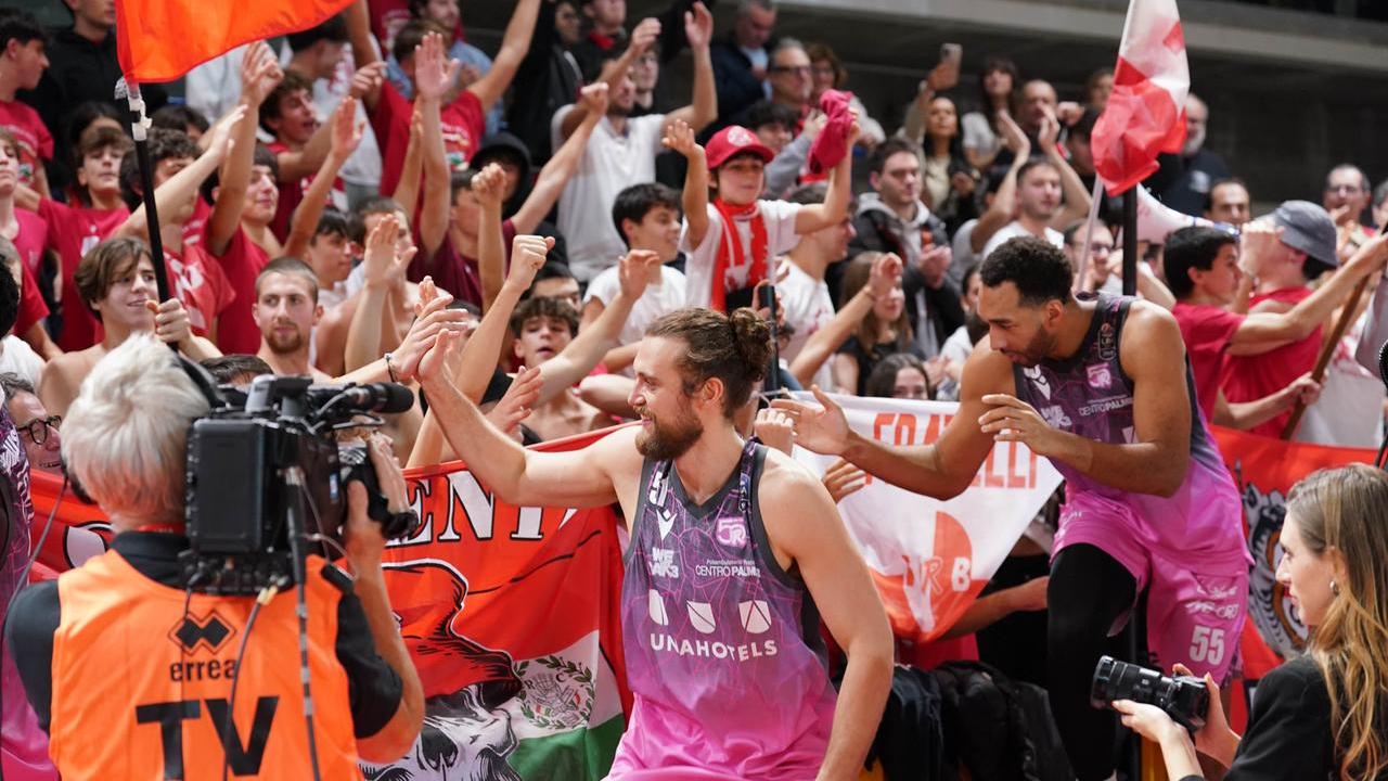 Reggio Emilia affonda Scafati e balza al quinto posto con Milano