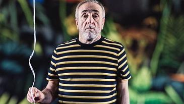 Silvio Orlando ritorna al teatro Ariosto con “Ciarlatani”