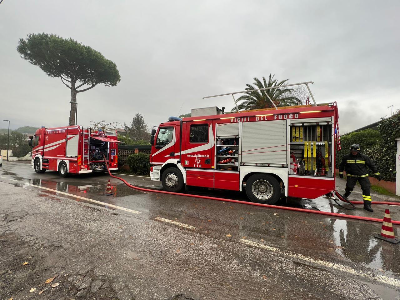 
	L'intervento dei vigili del fuoco

