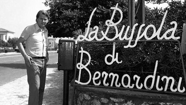 Bussola di Focette, la proposta di Mario Bernardini: «Qui uno spazio per gli artisti e la musica»