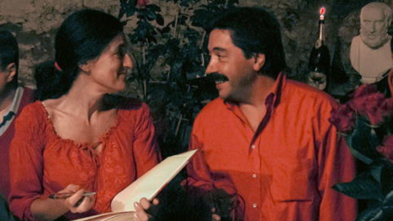 Emanuela Stucchi Prinetti, figlia di Lorenza de’ Medici dei Principi di Ottajano, ed Alvise Lazzareschi alla cena di riconciliazione del settembre del 2005 (foto archivio Luigi Biagini)