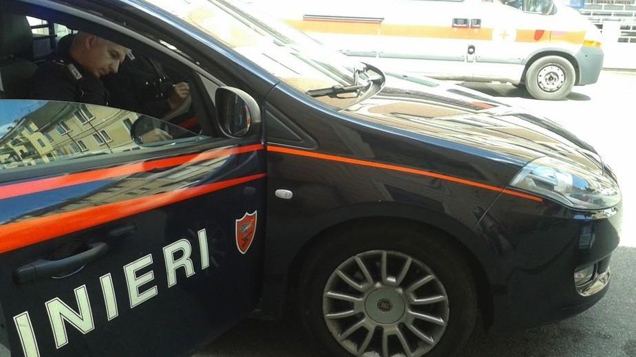 Arrestati «topi» di negozio con martinetti idraulici