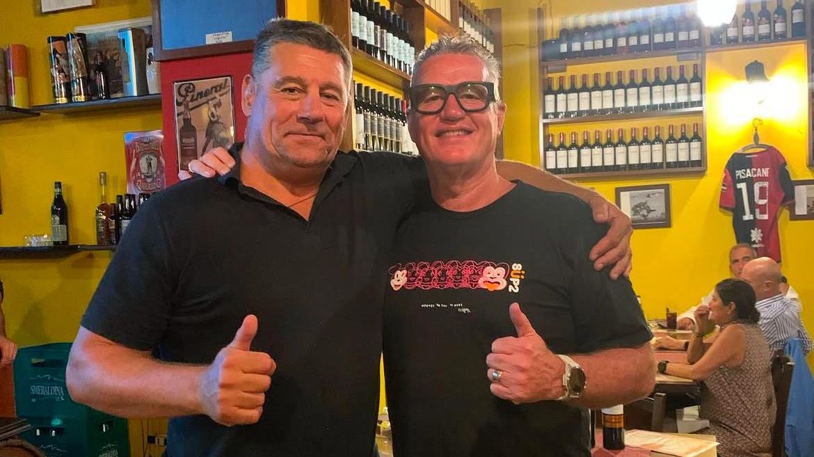 Ramiro Cassina con John Kirwan giocatore di rugby neozelandese